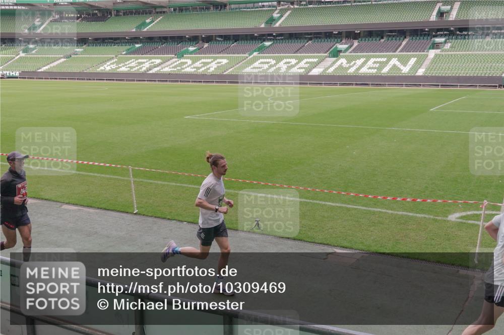 13.09.2026 - 21. swb-Marathon Bremen Michael Burmester http://msf.ph/oto/10309469 13.09.2026 12:42:51 Laufen im Stadion 439, 749, 819, 1009, 1223, 1224, 1411, 1562, 1619, 1667, 1712, 1745, 1822, 1850, 1862, 1879, 1921, 2094, 2207, 2651, 2683, 3251, 3368, 3500, 3584, 3624, 3688, 4096, 4847, 5199, 5316, 5663, 5672, 5828, 6198, 6264, 6359, 6579, 6929, 6991, 7141, 7950, 8311, 8383, 8394, 8689, 8749, 8850, 8994, 9120, 9153, 9200, 9233, 9533, 9849, 277, 453, 807, 901, 1248, 1320, 1323, 1472, 1576, 1587, 1717, 1751, 1911, 2352, 3080, 3606, 5160, 5163, 5912, 6112 meine-sportfotos.de