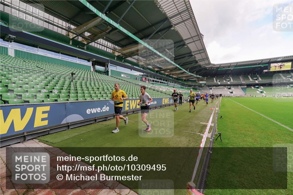 13.09.2026 - 21. swb-Marathon Bremen Michael Burmester http://msf.ph/oto/10309495 13.09.2026 13:06:06 Laufen im Stadion 109, 178, 217, 244, 287, 303, 310, 323, 372, 394, 430, 454, 536, 578, 613, 647, 784, 831, 891, 900, 1073, 1083, 1205, 1239, 1243, 1274, 1307, 1308, 1365, 1380, 1437, 1533, 1545, 1574, 1581, 1627, 1656, 1687, 1780, 1823, 1848, 1909, 1914, 1932, 1941, 2023, 2076, 2089, 2090, 2126, 2241, 2244, 2265, 2275, 2301, 2310, 2355, 2356, 2393, 2464, 2602, 2707, 2723, 2742, 2764, 2867, 2902, 2919, 2959, 2985, 3030, 3055, 3278, 3320, 3343, 3444, 3485 meine-sportfotos.de
