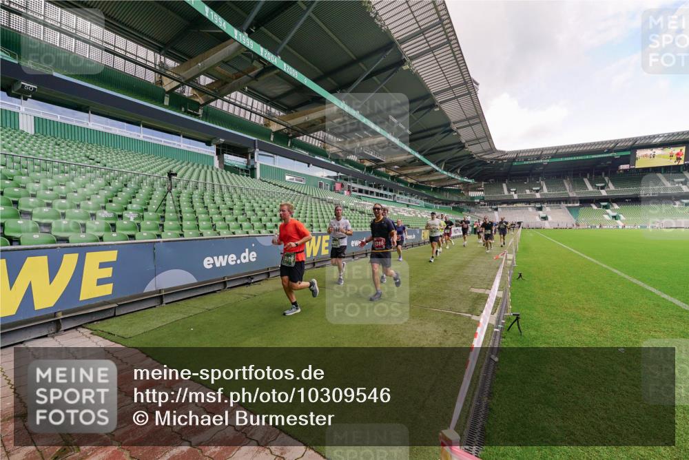 13.09.2026 - 21. swb-Marathon Bremen Michael Burmester http://msf.ph/oto/10309546 13.09.2026 13:06:12 Laufen im Stadion 109, 178, 217, 244, 287, 303, 310, 323, 372, 394, 430, 454, 536, 578, 613, 647, 784, 831, 891, 900, 1073, 1083, 1205, 1239, 1243, 1274, 1307, 1308, 1365, 1369, 1380, 1437, 1533, 1545, 1574, 1581, 1627, 1656, 1780, 1823, 1848, 1909, 1914, 1932, 1941, 2023, 2076, 2089, 2090, 2126, 2241, 2244, 2265, 2275, 2301, 2310, 2355, 2356, 2393, 2440, 2464, 2602, 2707, 2723, 2742, 2764, 2867, 2902, 2919, 2959, 2985, 3030, 3055, 3278, 3320, 3343, 3444, 3485 meine-sportfotos.de