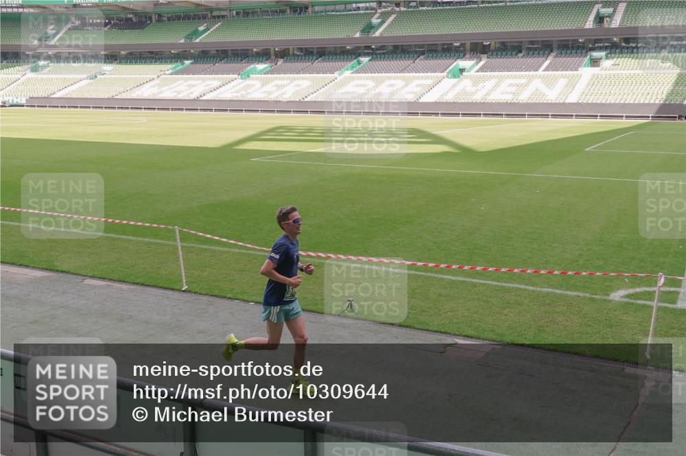 13.09.2026 - 21. swb-Marathon Bremen Michael Burmester http://msf.ph/oto/10309644 13.09.2026 12:43:10 Laufen im Stadion 439, 749, 819, 1009, 1223, 1224, 1372, 1562, 1619, 1667, 1712, 1745, 1850, 1862, 1879, 1921, 2094, 2207, 2651, 2683, 3251, 3368, 3500, 3584, 3688, 4096, 4739, 4847, 4904, 5143, 5199, 5316, 5369, 5601, 5663, 5672, 5776, 5828, 6359, 6579, 6929, 6991, 7141, 7170, 7841, 7950, 8311, 8383, 8394, 8689, 8749, 8850, 8994, 9120, 9153, 9200, 9233, 9533, 9849, 277, 453, 807, 862, 901, 1136, 1248, 1320, 1323, 1472, 1576, 1587, 1717, 1751, 5160, 5163, 5912 meine-sportfotos.de