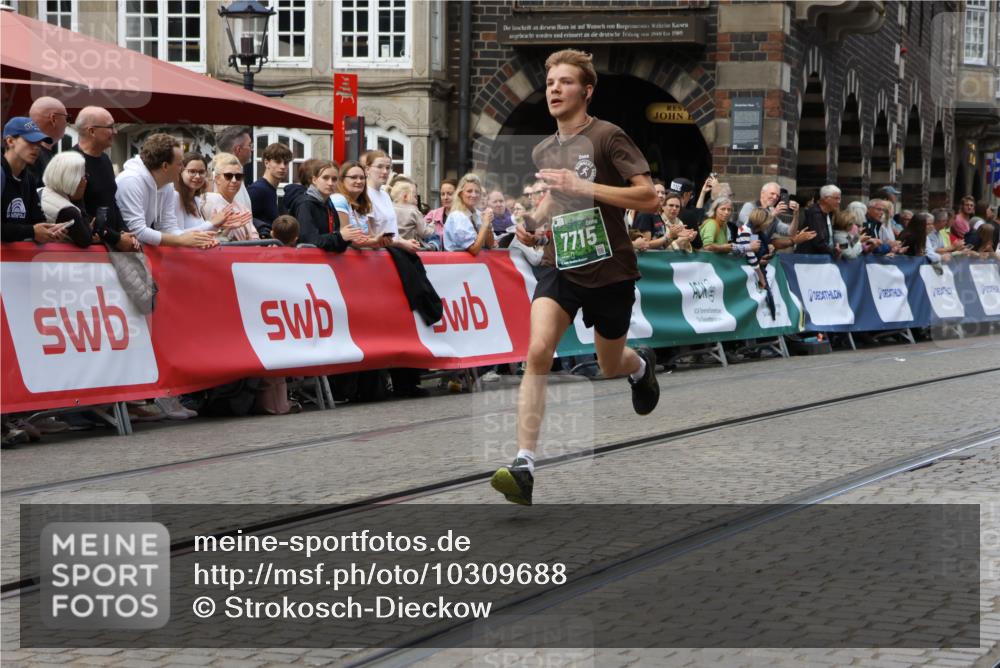13.09.2026 - 21. swb-Marathon Bremen Strokosch-Dieckow http://msf.ph/oto/10309688 13.09.2026 13:03:27 Ziel 7206, 7478, 8028, 8319, 8325, 8331, 8756, 9200, 1090, 1950, 3092, 5024, 5143, 5719, 6973 meine-sportfotos.de