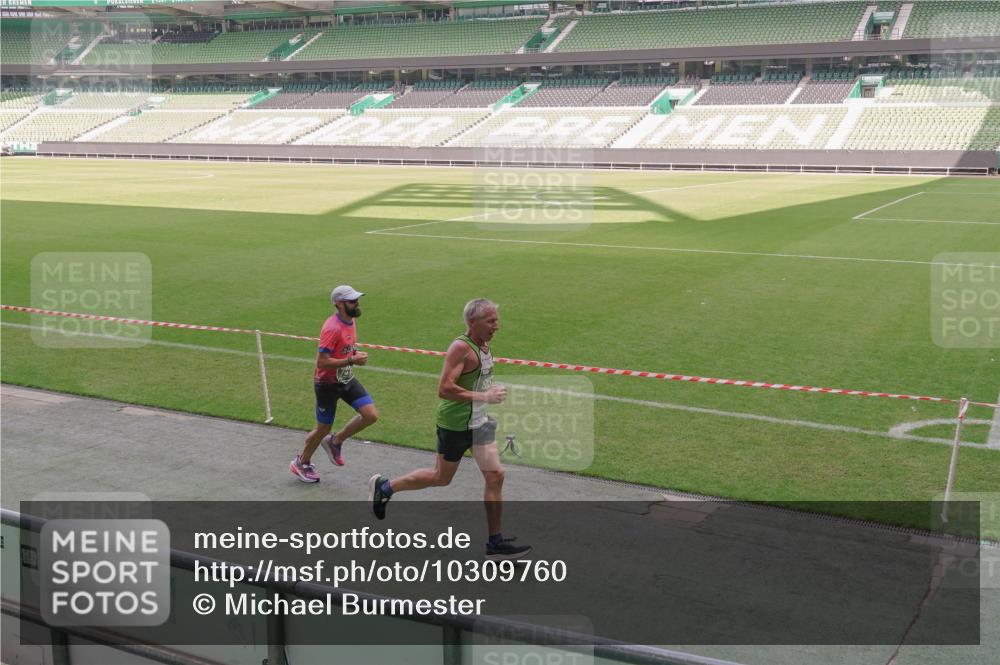 13.09.2026 - 21. swb-Marathon Bremen Michael Burmester http://msf.ph/oto/10309760 13.09.2026 12:43:30 Laufen im Stadion 439, 623, 678, 749, 819, 969, 1009, 1223, 1224, 1372, 1498, 1562, 1619, 1712, 1745, 1770, 1879, 1921, 2098, 2207, 2651, 2683, 3251, 3368, 3500, 3584, 3688, 4096, 4739, 4847, 4904, 5143, 5199, 5316, 5369, 5601, 5663, 5672, 5776, 5828, 6359, 6579, 6929, 6991, 7015, 7141, 7170, 7841, 7950, 8311, 8383, 8394, 8689, 8749, 8850, 8994, 9120, 9137, 9153, 9200, 9233, 9533, 9849, 126, 371, 453, 603, 640, 671, 735, 744, 807, 862, 912, 1136, 1576, 1717, 1751, 5163, 5912 meine-sportfotos.de