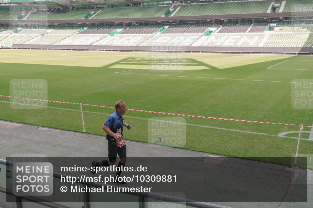 13.09.2026 - 21. swb-Marathon Bremen Michael Burmester http://msf.ph/oto/10309881 13.09.2026 12:43:47 Laufen im Stadion 439, 493, 623, 678, 681, 749, 819, 969, 1009, 1223, 1224, 1335, 1372, 1498, 1562, 1619, 1696, 1712, 1745, 1770, 1879, 1921, 2098, 2207, 2651, 2683, 3251, 3500, 3584, 3688, 4096, 4118, 4328, 4739, 4847, 4904, 5143, 5199, 5316, 5369, 5601, 5663, 5776, 5828, 6359, 6579, 6973, 7015, 7170, 7265, 7841, 7950, 8028, 8311, 8689, 8749, 8850, 8994, 9120, 9137, 9153, 9200, 9233, 9533, 9849, 13063, 13237, 126, 371, 453, 603, 640, 650, 671, 735, 744, 807, 862, 912, 957, 1136, 1336 meine-sportfotos.de