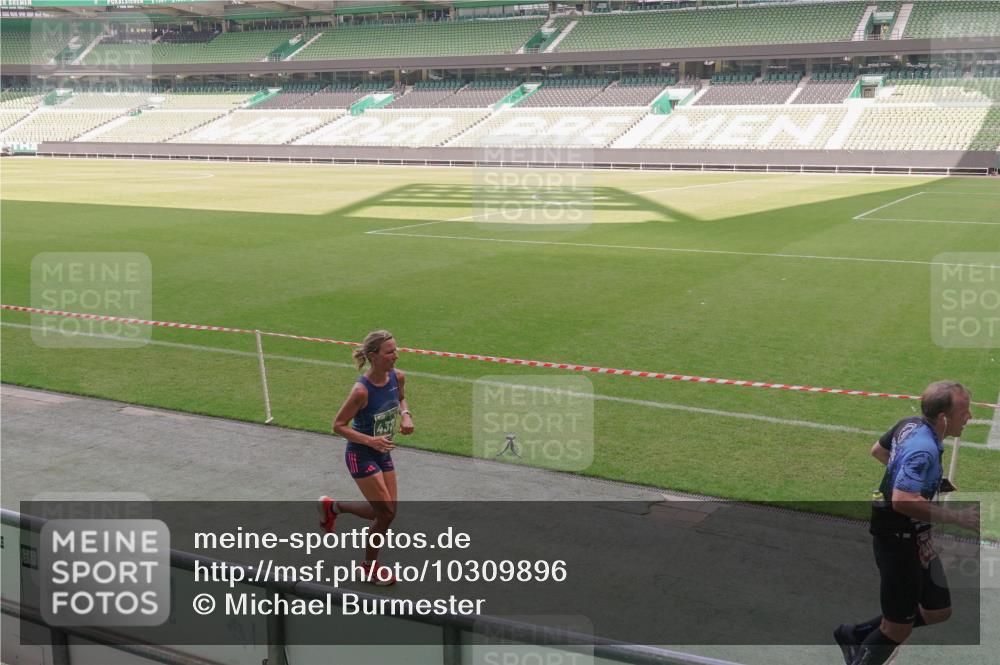 13.09.2026 - 21. swb-Marathon Bremen Michael Burmester http://msf.ph/oto/10309896 13.09.2026 12:43:48 Laufen im Stadion 439, 493, 623, 678, 681, 749, 819, 969, 1009, 1223, 1224, 1335, 1372, 1498, 1562, 1619, 1696, 1712, 1745, 1770, 1879, 1921, 2098, 2207, 2651, 2683, 3251, 3500, 3584, 3688, 4096, 4118, 4328, 4739, 4847, 4904, 5143, 5199, 5316, 5369, 5601, 5663, 5776, 5828, 6359, 6579, 6973, 7015, 7170, 7265, 7841, 7950, 8028, 8311, 8689, 8749, 8850, 8994, 9120, 9137, 9153, 9200, 9233, 9533, 9849, 13063, 13237, 126, 371, 453, 603, 640, 650, 671, 735, 744, 807, 862, 912, 957, 1136, 1336 meine-sportfotos.de