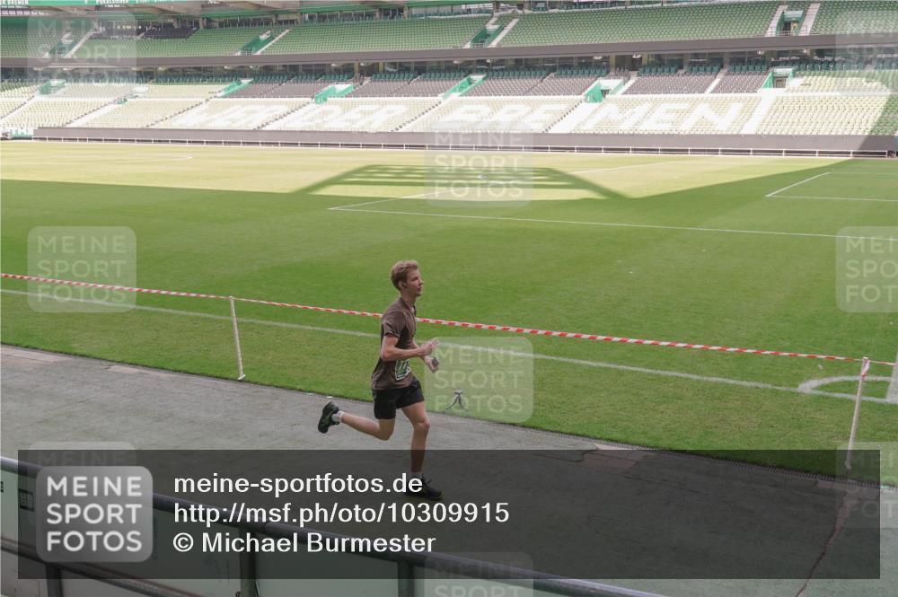 13.09.2026 - 21. swb-Marathon Bremen Michael Burmester http://msf.ph/oto/10309915 13.09.2026 12:43:51 Laufen im Stadion 439, 493, 623, 678, 681, 749, 819, 969, 1009, 1223, 1224, 1335, 1372, 1498, 1562, 1696, 1712, 1745, 1770, 1879, 1921, 2098, 2207, 2651, 2683, 3251, 3500, 3584, 3688, 4096, 4118, 4328, 4739, 4847, 4904, 5143, 5199, 5316, 5369, 5601, 5663, 5776, 5828, 6359, 6579, 6973, 7015, 7170, 7265, 7715, 7841, 7950, 8028, 8311, 8689, 8749, 8850, 8994, 9120, 9137, 9153, 9200, 9233, 9533, 9849, 13063, 13237, 126, 371, 453, 603, 640, 650, 671, 735, 744, 807, 862, 912, 957, 1136, 1336 meine-sportfotos.de