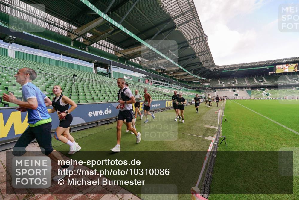 13.09.2026 - 21. swb-Marathon Bremen Michael Burmester http://msf.ph/oto/10310086 13.09.2026 13:07:20 Laufen im Stadion 109, 132, 156, 287, 303, 310, 372, 430, 454, 489, 578, 607, 613, 682, 716, 784, 800, 808, 809, 831, 834, 846, 911, 922, 1083, 1173, 1189, 1205, 1210, 1274, 1322, 1364, 1365, 1369, 1387, 1395, 1437, 1532, 1545, 1574, 1581, 1600, 1823, 1831, 1841, 1848, 1854, 1871, 1909, 1926, 1938, 2003, 2070, 2076, 2090, 2215, 2219, 2275, 2283, 2318, 2355, 2356, 2366, 2393, 2405, 2440, 2492, 2565, 2611, 2699, 2707, 2721, 2731, 2755, 2782, 2802, 2818, 2831, 2866, 2902, 2911, 2949, 2960, 3055 meine-sportfotos.de