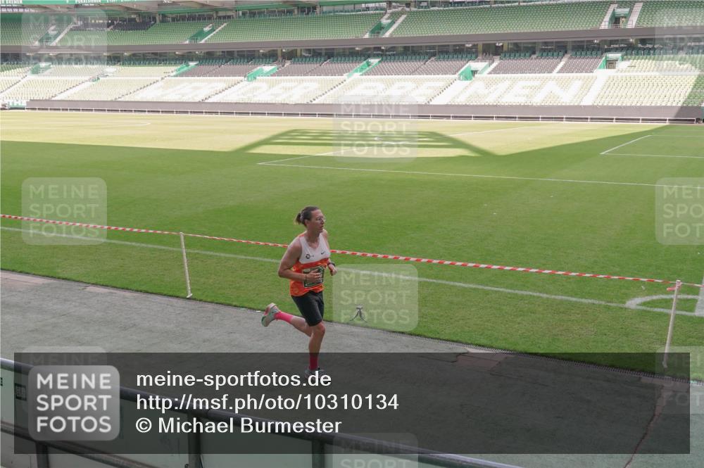 13.09.2026 - 21. swb-Marathon Bremen Michael Burmester http://msf.ph/oto/10310134 13.09.2026 12:44:24 Laufen im Stadion 280, 339, 493, 623, 678, 681, 715, 819, 969, 1264, 1301, 1335, 1372, 1498, 1562, 1696, 1770, 1921, 1937, 1975, 2098, 2683, 3092, 3251, 3500, 3584, 3609, 3688, 4096, 4118, 4328, 4739, 4904, 5143, 5199, 5316, 5369, 5601, 5663, 5776, 5996, 6359, 6579, 6973, 7015, 7170, 7206, 7265, 7715, 7841, 7950, 8028, 8689, 8749, 8850, 9137, 9153, 9200, 9233, 9583, 9849, 13063, 13168, 13237, 126, 371, 453, 603, 640, 650, 671, 735, 744, 862, 912, 957, 1136, 1336, 1411, 1822 meine-sportfotos.de