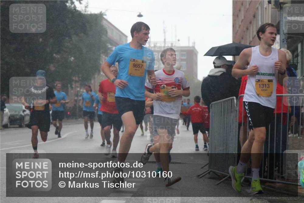 13.09.2026 - Kiel Lauf Markus Tischler http://msf.ph/oto/10310160 13.09.2026 10:35:28 Fleethörn 846, 1174, 38, 9657, 38, 1313 meine-sportfotos.de