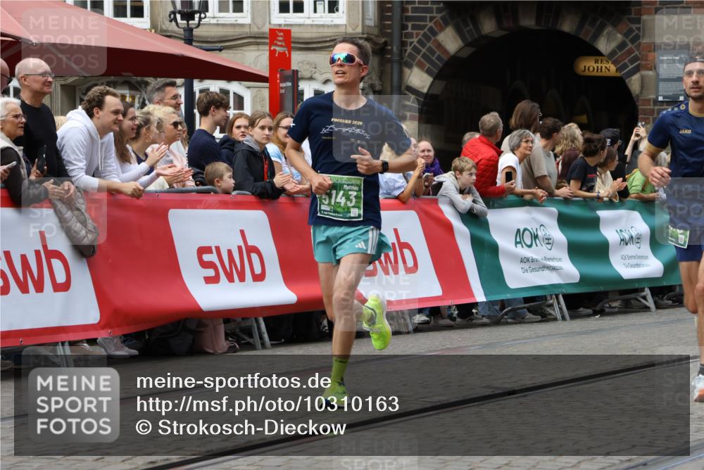 13.09.2026 - 21. swb-Marathon Bremen Strokosch-Dieckow http://msf.ph/oto/10310163 13.09.2026 13:03:39 Ziel 1372, 7206, 7478, 7715, 8028, 1587, 2889, 5143, 6973, 8096, 9642 meine-sportfotos.de