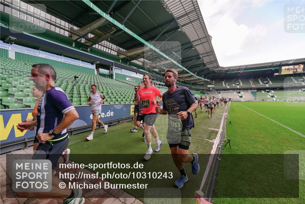 13.09.2026 - 21. swb-Marathon Bremen Michael Burmester http://msf.ph/oto/10310243 13.09.2026 13:07:38 Laufen im Stadion 109, 132, 156, 287, 303, 310, 372, 489, 551, 578, 607, 613, 682, 716, 800, 808, 809, 831, 834, 846, 884, 911, 922, 1083, 1173, 1189, 1205, 1210, 1285, 1322, 1364, 1365, 1369, 1387, 1395, 1437, 1532, 1545, 1574, 1600, 1688, 1823, 1831, 1841, 1848, 1854, 1871, 1899, 1909, 1926, 1938, 2003, 2041, 2070, 2090, 2215, 2219, 2229, 2275, 2283, 2318, 2356, 2366, 2405, 2440, 2492, 2565, 2611, 2635, 2699, 2707, 2721, 2727, 2731, 2755, 2782, 2802, 2818, 2831, 2866, 2902, 2911, 2949, 2960 meine-sportfotos.de