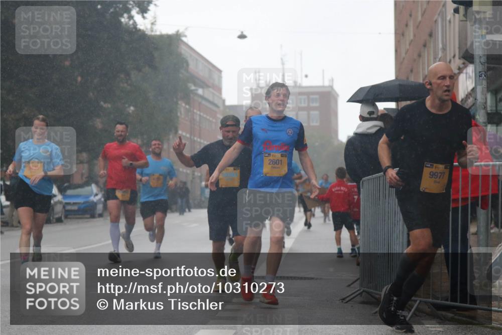 13.09.2026 - Kiel Lauf Markus Tischler http://msf.ph/oto/10310273 13.09.2026 10:35:35 Fleethörn 9435, 2601, 9977 meine-sportfotos.de