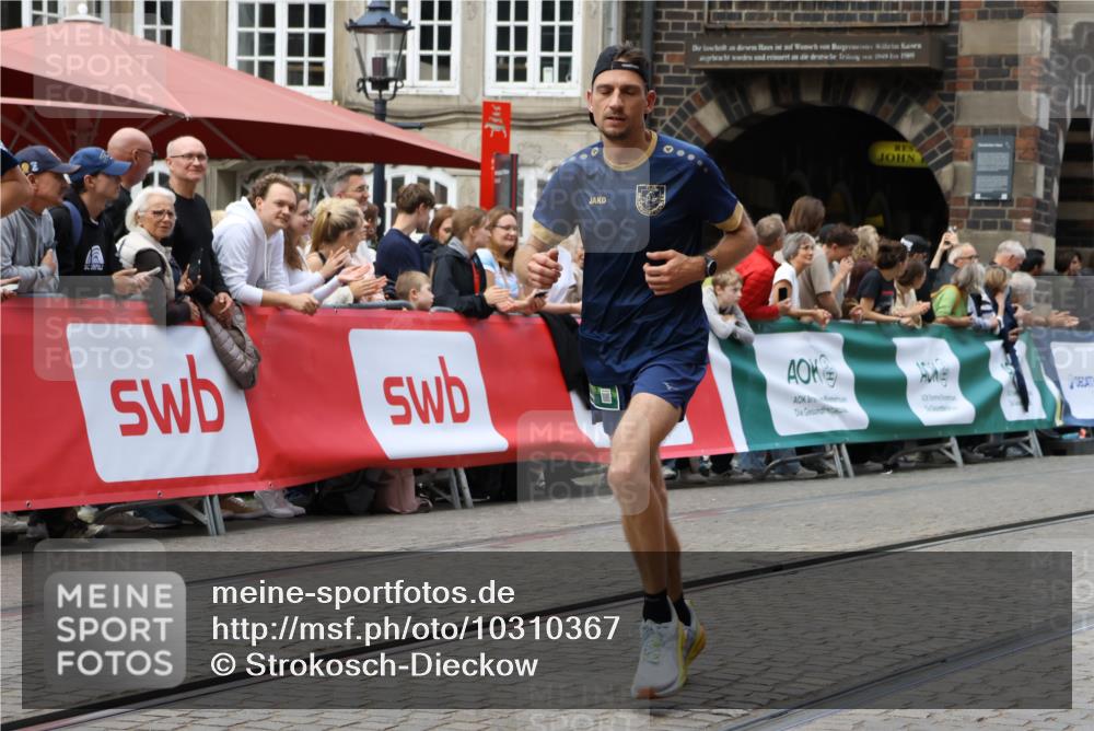 13.09.2026 - 21. swb-Marathon Bremen Strokosch-Dieckow http://msf.ph/oto/10310367 13.09.2026 13:03:41 Ziel 1372, 1950, 7206, 7478, 7715, 8028, 1587, 2889, 3500, 8096, 9642 meine-sportfotos.de