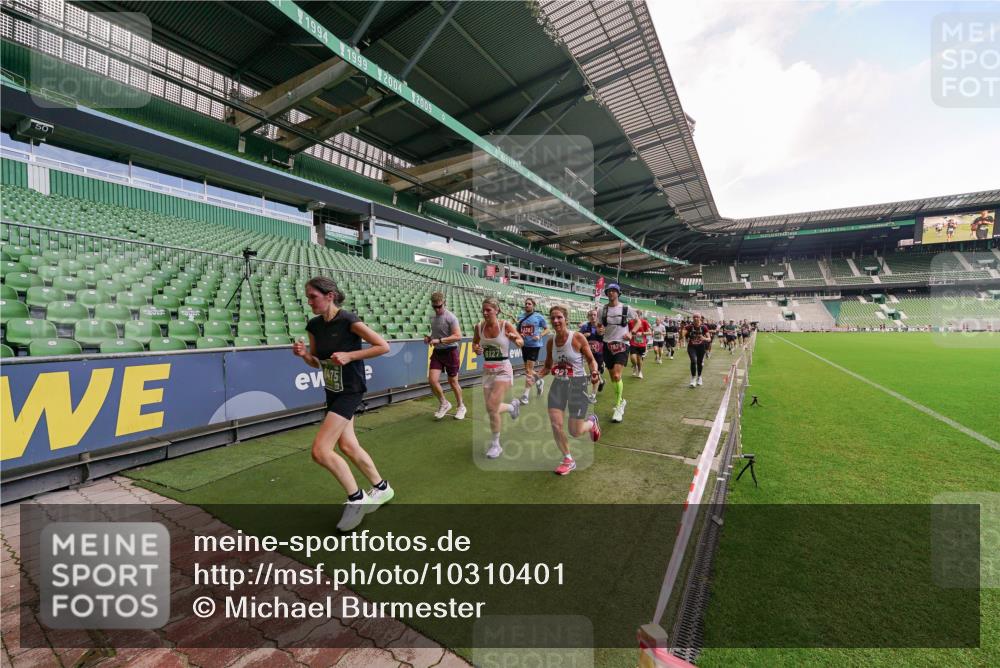 13.09.2026 - 21. swb-Marathon Bremen Michael Burmester http://msf.ph/oto/10310401 13.09.2026 13:07:51 Laufen im Stadion 132, 156, 310, 372, 489, 551, 607, 682, 716, 800, 808, 809, 831, 834, 846, 884, 911, 922, 1083, 1124, 1173, 1189, 1205, 1210, 1285, 1289, 1322, 1364, 1369, 1387, 1395, 1437, 1532, 1545, 1559, 1600, 1688, 1831, 1841, 1848, 1854, 1871, 1899, 1926, 1938, 2003, 2041, 2070, 2090, 2215, 2219, 2229, 2275, 2283, 2318, 2356, 2366, 2405, 2440, 2467, 2492, 2565, 2611, 2635, 2699, 2707, 2721, 2727, 2731, 2755, 2782, 2802, 2818, 2831, 2866, 2897, 2902, 2911, 2930, 2949, 2960 meine-sportfotos.de