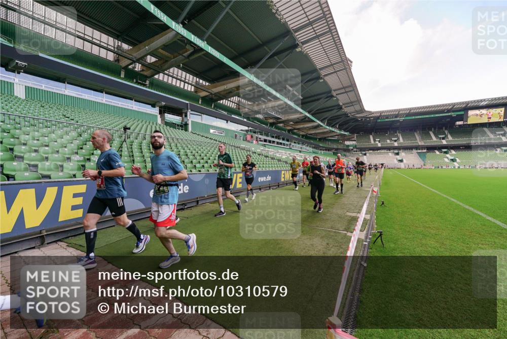 13.09.2026 - 21. swb-Marathon Bremen Michael Burmester http://msf.ph/oto/10310579 13.09.2026 13:08:06 Laufen im Stadion 132, 156, 310, 489, 551, 607, 682, 716, 800, 808, 809, 831, 834, 846, 884, 911, 922, 1025, 1124, 1173, 1189, 1210, 1285, 1289, 1322, 1364, 1369, 1387, 1395, 1398, 1532, 1545, 1559, 1600, 1688, 1831, 1841, 1854, 1871, 1899, 1926, 1938, 2003, 2041, 2070, 2090, 2215, 2219, 2229, 2283, 2318, 2366, 2380, 2405, 2413, 2440, 2467, 2492, 2565, 2611, 2635, 2699, 2707, 2721, 2727, 2731, 2755, 2782, 2802, 2818, 2823, 2831, 2841, 2866, 2897, 2911, 2930, 2949, 2960 meine-sportfotos.de