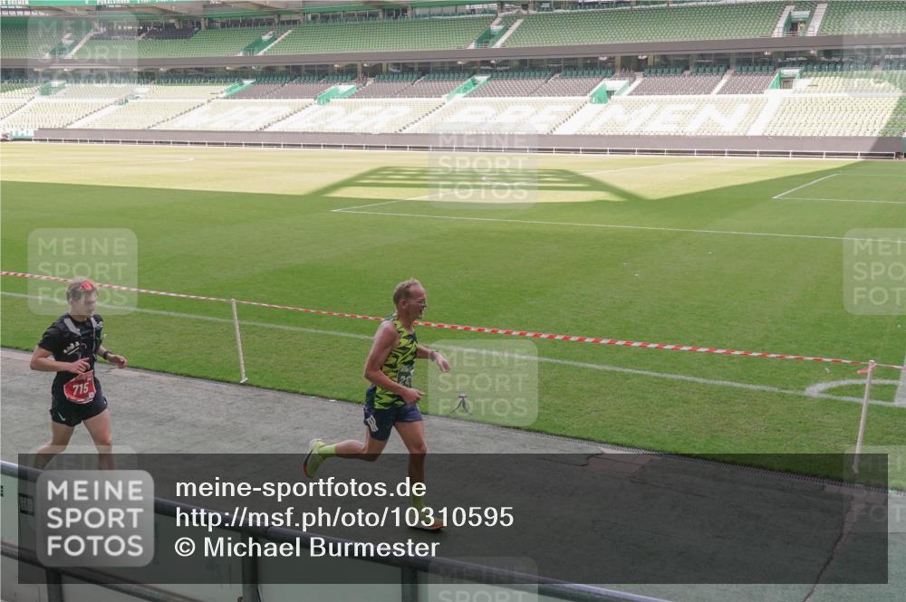13.09.2026 - 21. swb-Marathon Bremen Michael Burmester http://msf.ph/oto/10310595 13.09.2026 12:45:25 Laufen im Stadion 195, 280, 339, 474, 493, 508, 623, 678, 681, 697, 715, 788, 969, 1017, 1034, 1181, 1241, 1264, 1277, 1301, 1335, 1498, 1696, 1770, 1863, 1937, 1975, 2020, 2084, 2098, 2297, 2889, 3092, 3271, 3609, 4110, 4118, 4157, 4328, 5092, 5719, 5996, 6918, 6973, 7015, 7206, 7265, 7336, 7478, 7715, 8028, 8054, 8096, 8319, 8325, 8331, 8670, 8756, 8936, 9070, 9129, 9137, 9273, 9306, 9495, 9583, 9642, 13063, 13168, 13237, 371, 439, 650, 744, 957, 1336, 1411, 1667, 1822 meine-sportfotos.de