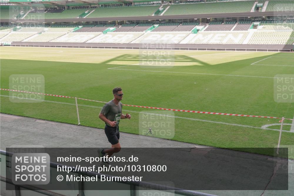 13.09.2026 - 21. swb-Marathon Bremen Michael Burmester http://msf.ph/oto/10310800 13.09.2026 12:45:41 Laufen im Stadion 195, 280, 339, 474, 493, 508, 567, 681, 697, 715, 788, 1017, 1034, 1181, 1241, 1264, 1277, 1301, 1335, 1696, 1863, 1937, 1975, 2020, 2084, 2087, 2297, 2889, 3092, 3271, 3609, 4110, 4118, 4157, 4328, 5092, 5238, 5283, 5674, 5719, 5996, 6918, 6973, 7206, 7265, 7336, 7478, 7715, 8028, 8054, 8096, 8319, 8325, 8331, 8670, 8701, 8756, 8936, 9070, 9129, 9137, 9273, 9306, 9495, 9583, 9642, 13063, 13168, 13237, 439, 1411, 1667, 1822 meine-sportfotos.de