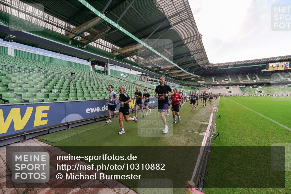 13.09.2026 - 21. swb-Marathon Bremen Michael Burmester http://msf.ph/oto/10310882 13.09.2026 13:08:39 Laufen im Stadion 132, 383, 489, 532, 549, 551, 563, 607, 625, 682, 800, 808, 809, 813, 834, 846, 884, 911, 1025, 1072, 1124, 1150, 1173, 1189, 1210, 1285, 1289, 1322, 1364, 1387, 1395, 1398, 1532, 1559, 1600, 1688, 1831, 1841, 1854, 1880, 1899, 1926, 2003, 2041, 2070, 2208, 2215, 2229, 2243, 2283, 2366, 2380, 2405, 2413, 2429, 2441, 2467, 2492, 2565, 2611, 2635, 2692, 2727, 2731, 2755, 2782, 2802, 2823, 2831, 2841, 2866, 2897, 2930, 2931, 2941, 2949, 3327, 3437, 3857 meine-sportfotos.de