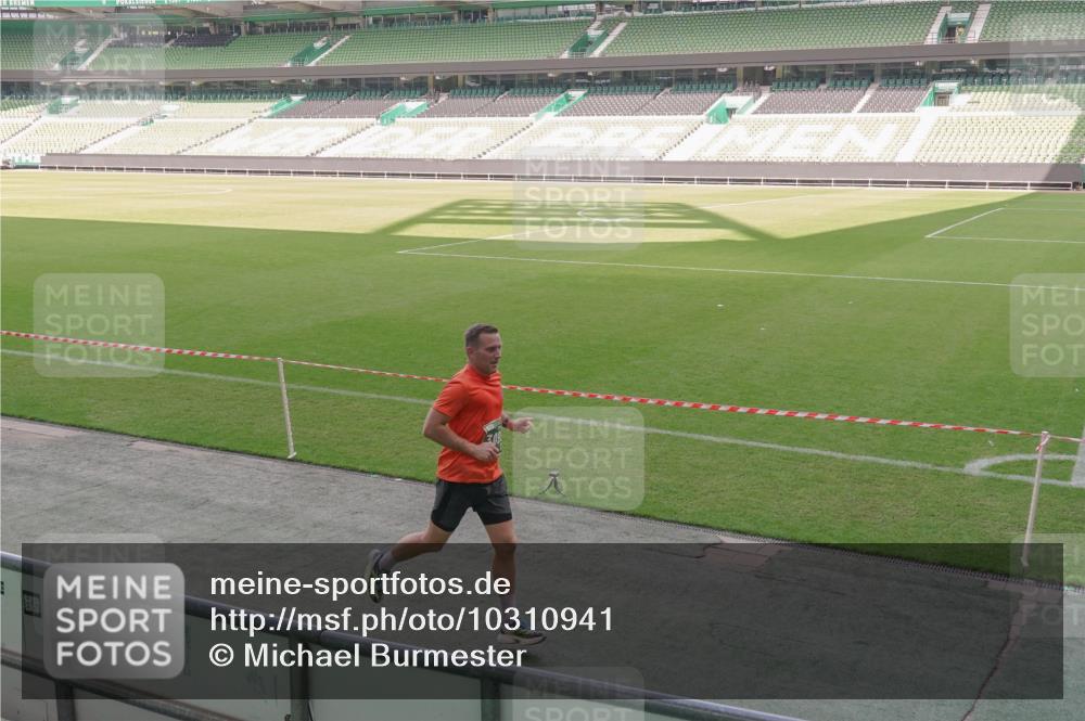 13.09.2026 - 21. swb-Marathon Bremen Michael Burmester http://msf.ph/oto/10310941 13.09.2026 12:45:54 Laufen im Stadion 195, 280, 339, 474, 493, 508, 538, 567, 604, 697, 715, 788, 1017, 1034, 1181, 1241, 1264, 1277, 1301, 1863, 1937, 1975, 2020, 2021, 2084, 2087, 2297, 2809, 2889, 3092, 3271, 3609, 4110, 4157, 4236, 4328, 5024, 5092, 5238, 5283, 5674, 5719, 5996, 6918, 7206, 7265, 7336, 7478, 7715, 8054, 8096, 8319, 8325, 8331, 8670, 8701, 8756, 8936, 8983, 9070, 9129, 9273, 9306, 9495, 9544, 9583, 9642, 13168, 439, 1411, 1667, 1822 meine-sportfotos.de