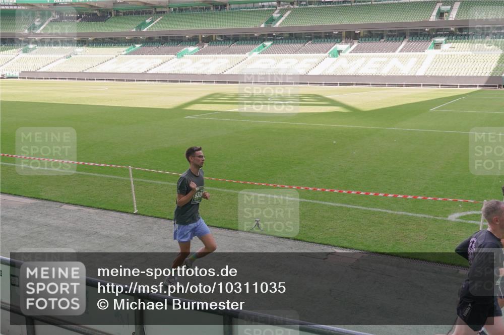 13.09.2026 - 21. swb-Marathon Bremen Michael Burmester http://msf.ph/oto/10311035 13.09.2026 12:45:59 Laufen im Stadion 195, 280, 339, 474, 508, 538, 567, 604, 697, 715, 788, 1017, 1034, 1181, 1241, 1264, 1277, 1301, 1863, 1937, 1975, 2020, 2021, 2084, 2087, 2297, 2809, 2889, 3092, 3271, 3609, 4110, 4157, 4236, 4777, 5024, 5092, 5238, 5283, 5674, 5719, 5996, 6815, 6918, 7206, 7336, 7478, 7715, 8054, 8096, 8319, 8325, 8331, 8670, 8701, 8756, 8936, 8983, 9070, 9129, 9273, 9306, 9495, 9544, 9583, 9642, 13168, 439, 1411, 1667, 1822 meine-sportfotos.de