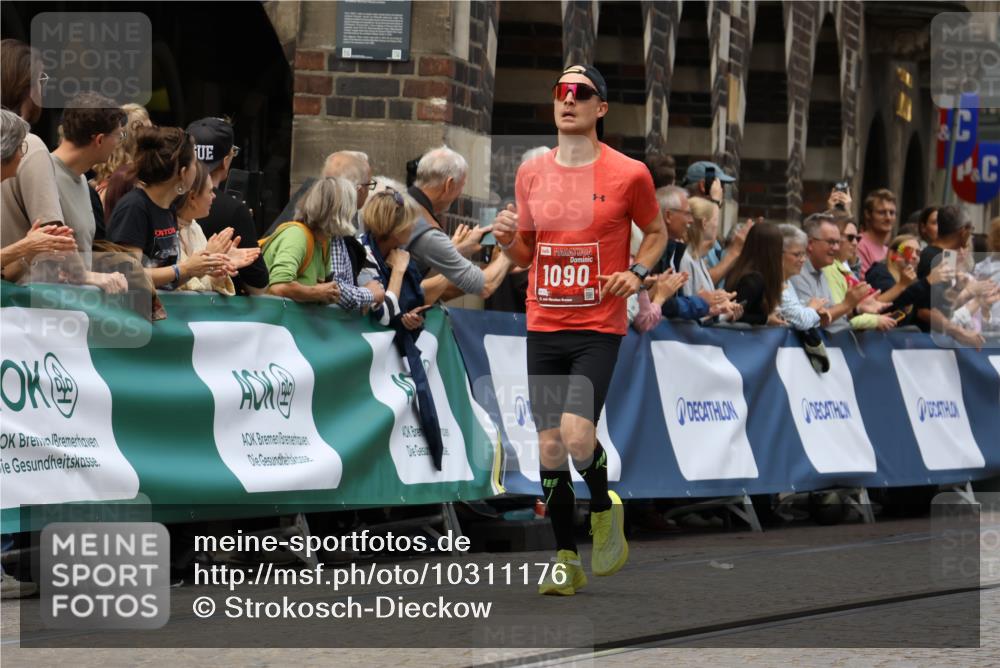 13.09.2026 - 21. swb-Marathon Bremen Strokosch-Dieckow http://msf.ph/oto/10311176 13.09.2026 13:04:01 Ziel 1090, 1587, 3092, 5024, 5143, 5719, 6973, 8096, 2094, 3424, 4110, 6815, 9544, 9813 meine-sportfotos.de