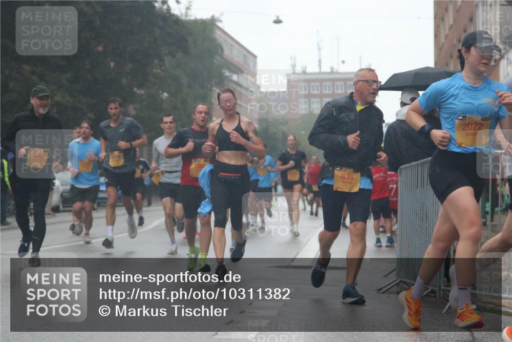 13.09.2026 - Kiel Lauf Markus Tischler http://msf.ph/oto/10311382 13.09.2026 10:37:03 Fleethörn 8406, 634, 7, 2022 meine-sportfotos.de