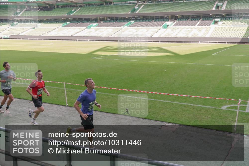 13.09.2026 - 21. swb-Marathon Bremen Michael Burmester http://msf.ph/oto/10311446 13.09.2026 12:46:43 Laufen im Stadion 195, 474, 538, 567, 604, 621, 697, 788, 868, 1017, 1034, 1181, 1241, 1277, 1554, 1863, 2021, 2084, 2087, 2297, 2538, 2646, 2809, 2889, 3118, 3196, 3284, 3297, 3424, 3520, 4025, 4110, 4157, 4236, 4239, 4729, 4777, 4808, 4992, 5024, 5238, 5283, 5674, 5719, 5725, 5976, 6053, 6686, 6784, 6815, 6918, 7102, 7336, 7478, 7814, 7871, 8054, 8060, 8096, 8319, 8325, 8331, 8334, 8670, 8701, 8756, 8936, 8983, 9061, 9070, 9273, 9306, 9495, 9544, 9642, 9689, 9813, 9918, 9934, 439 meine-sportfotos.de