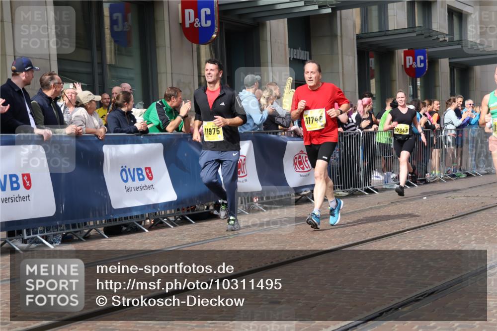 13.09.2026 - 21. swb-Marathon Bremen Strokosch-Dieckow http://msf.ph/oto/10311495 13.09.2026 10:55:27 Ziel 10203, 10243, 10297, 10374, 10379, 10423, 10529, 10550, 10703, 10788, 10809, 10881, 10952, 11377, 11510, 11557, 11748, 11862, 11975, 12030, 12108, 12125, 12143, 12150, 12188, 12348, 12484, 10256, 10555, 10725, 11001, 11014, 11414, 11466, 11631, 11910, 11941, 11977, 12201, 12218, 12258, 12348, 12549 meine-sportfotos.de