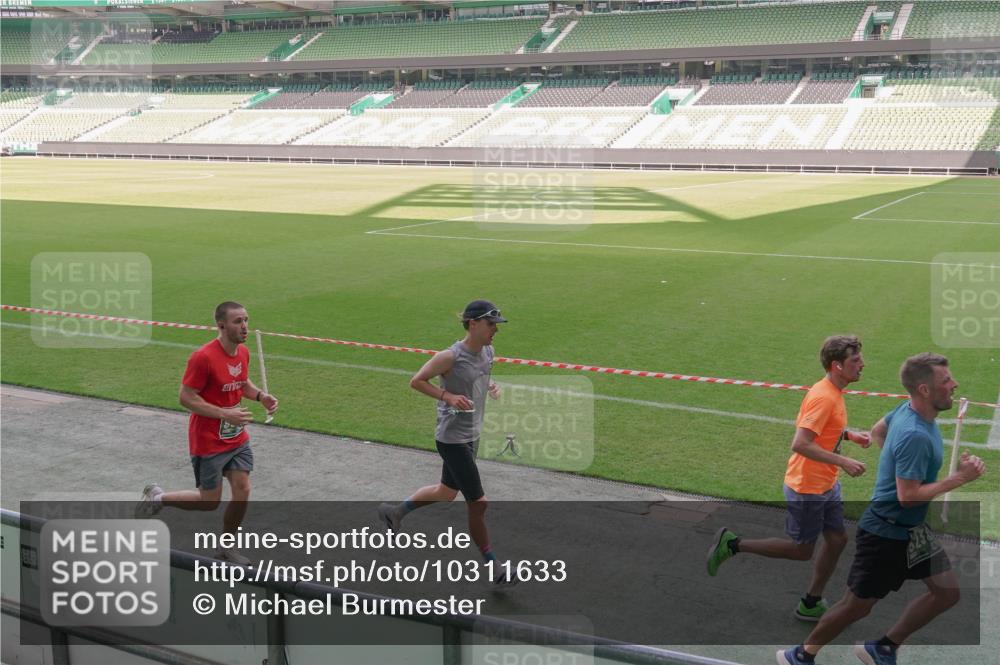 13.09.2026 - 21. swb-Marathon Bremen Michael Burmester http://msf.ph/oto/10311633 13.09.2026 12:47:00 Laufen im Stadion 195, 538, 567, 604, 621, 697, 868, 1017, 1034, 1181, 1241, 1277, 1554, 1863, 2021, 2084, 2087, 2266, 2297, 2538, 2646, 2809, 2889, 2956, 3118, 3196, 3242, 3284, 3297, 3424, 3520, 3794, 4025, 4157, 4236, 4239, 4614, 4729, 4777, 4808, 4992, 5024, 5238, 5283, 5674, 5719, 5725, 5803, 5976, 6053, 6686, 6708, 6784, 6815, 7102, 7336, 7538, 7814, 7871, 8060, 8319, 8325, 8331, 8334, 8611, 8621, 8670, 8701, 8756, 8936, 8980, 8983, 9061, 9273, 9495, 9544, 9689, 9813, 9918, 9934, 439 meine-sportfotos.de