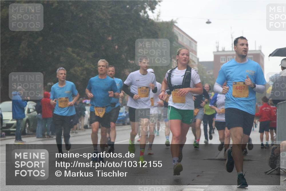 13.09.2026 - Kiel Lauf Markus Tischler http://msf.ph/oto/10312155 13.09.2026 10:38:26 Fleethörn 10185, 123, 1125, 214, 39, 4457 meine-sportfotos.de