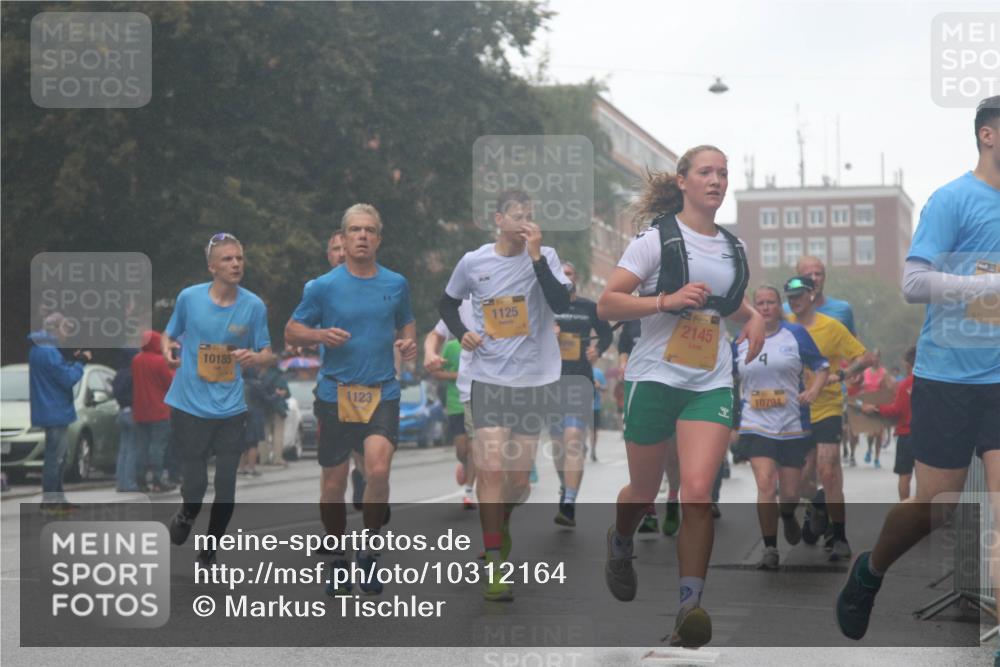 13.09.2026 - Kiel Lauf Markus Tischler http://msf.ph/oto/10312164 13.09.2026 10:38:26 Fleethörn 10185, 1123, 1125, 39, 2145, 4, 10794 meine-sportfotos.de