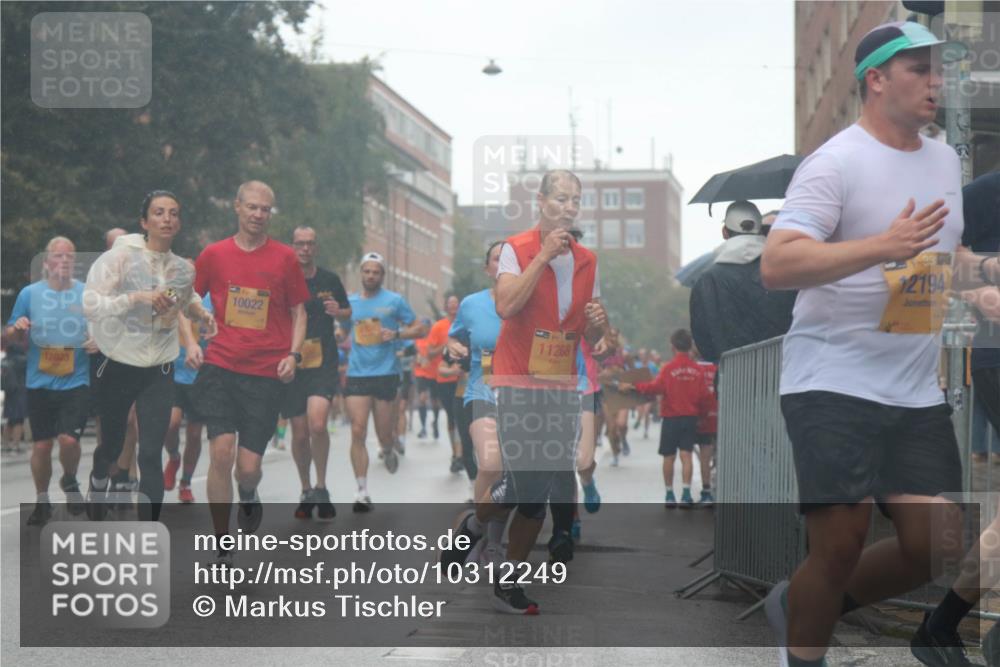 13.09.2026 - Kiel Lauf Markus Tischler http://msf.ph/oto/10312249 13.09.2026 10:38:35 Fleethörn 12023, 10022, 11268, 12194 meine-sportfotos.de