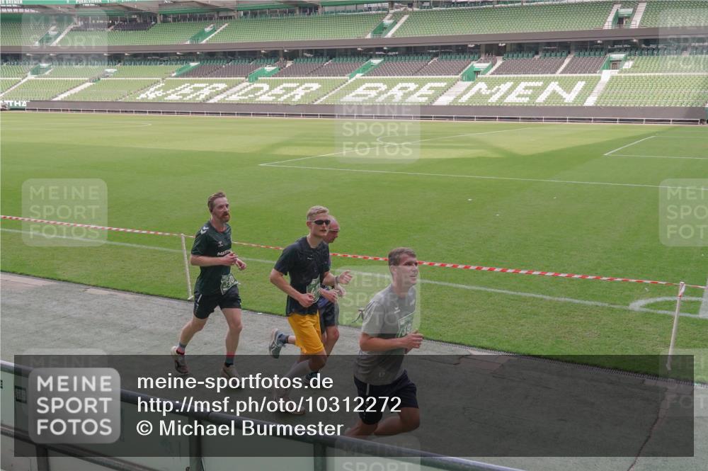 13.09.2026 - 21. swb-Marathon Bremen Michael Burmester http://msf.ph/oto/10312272 13.09.2026 12:48:03 Laufen im Stadion 382, 384, 621, 826, 868, 889, 1349, 1554, 1872, 1925, 2021, 2266, 2538, 2605, 2646, 2844, 2956, 3110, 3118, 3127, 3196, 3242, 3284, 3297, 3424, 3466, 3520, 3794, 3910, 4025, 4236, 4239, 4614, 4712, 4729, 4732, 4777, 4808, 4992, 5725, 5803, 5976, 6025, 6053, 6058, 6686, 6708, 6784, 6815, 6951, 7064, 7102, 7399, 7538, 7636, 7803, 7814, 7871, 7876, 8060, 8334, 8611, 8621, 8706, 8877, 8973, 8980, 8981, 8983, 9010, 9035, 9061, 9429, 9689, 9813, 9918, 9934, 13091 meine-sportfotos.de