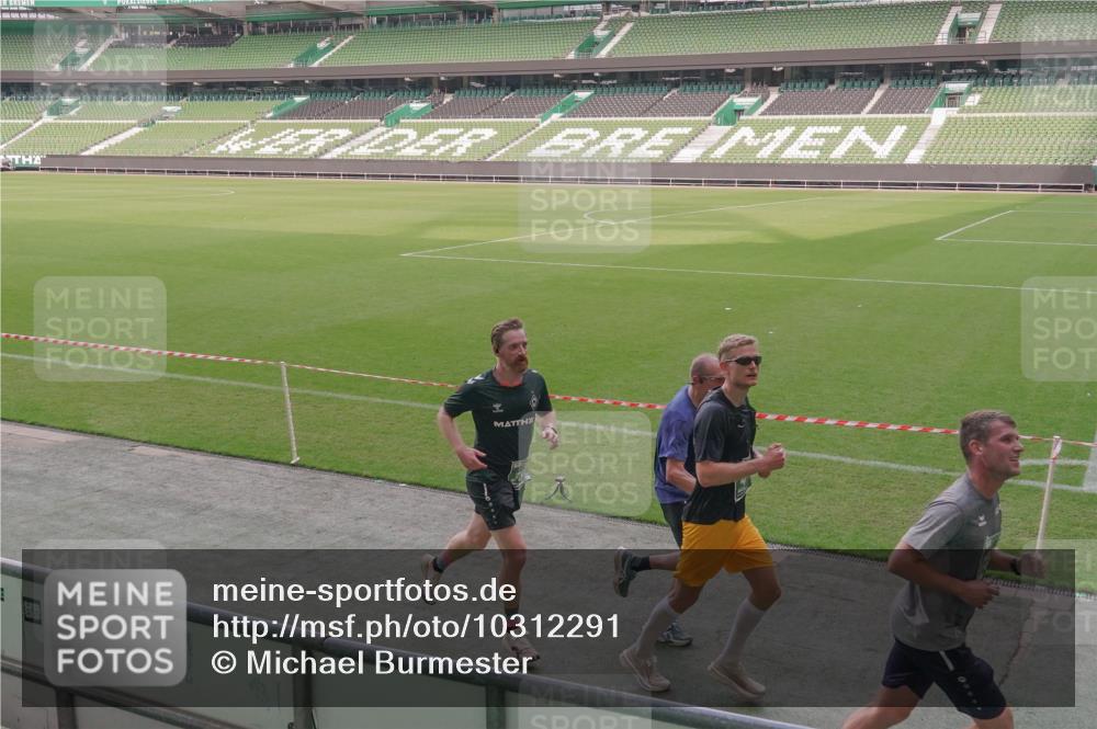 13.09.2026 - 21. swb-Marathon Bremen Michael Burmester http://msf.ph/oto/10312291 13.09.2026 12:48:03 Laufen im Stadion 382, 384, 621, 826, 868, 889, 1349, 1554, 1872, 1925, 2021, 2266, 2538, 2605, 2646, 2844, 2956, 3110, 3118, 3127, 3196, 3242, 3284, 3297, 3424, 3466, 3520, 3794, 3910, 4025, 4236, 4239, 4614, 4712, 4729, 4732, 4777, 4808, 4992, 5725, 5803, 5976, 6025, 6053, 6058, 6686, 6708, 6784, 6815, 6951, 7064, 7102, 7399, 7538, 7636, 7803, 7814, 7871, 7876, 8060, 8334, 8611, 8621, 8706, 8877, 8973, 8980, 8981, 8983, 9010, 9035, 9061, 9429, 9689, 9813, 9918, 9934, 13091 meine-sportfotos.de