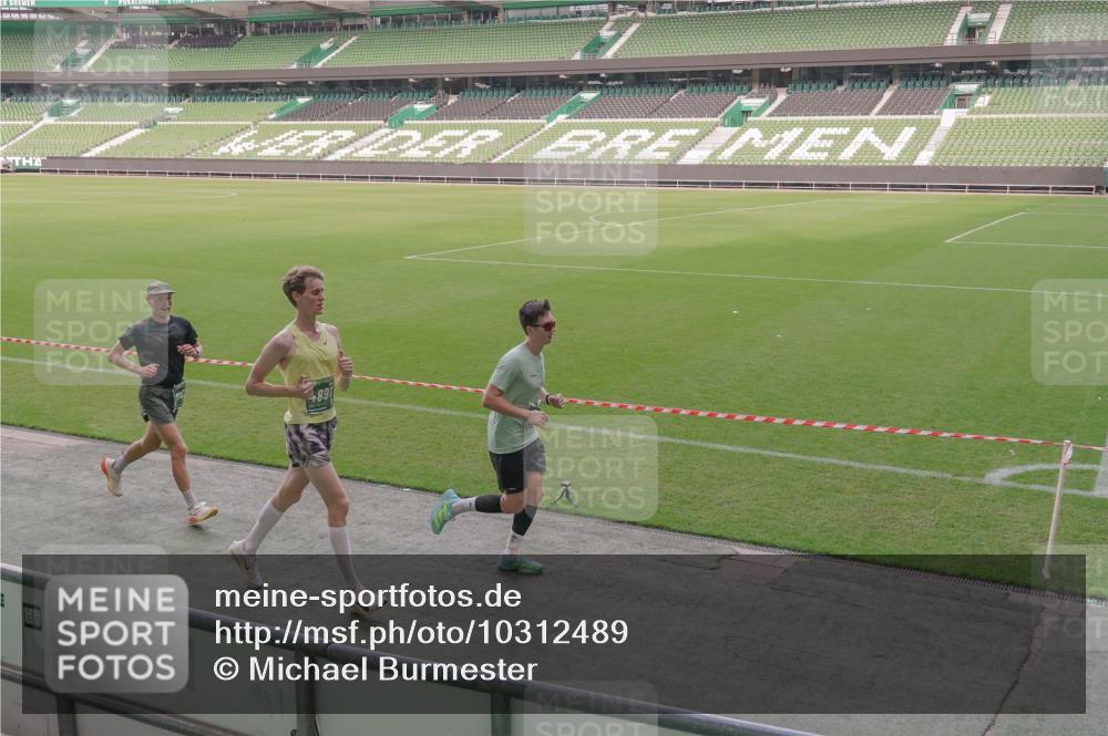 13.09.2026 - 21. swb-Marathon Bremen Michael Burmester http://msf.ph/oto/10312489 13.09.2026 12:48:20 Laufen im Stadion 382, 384, 524, 572, 621, 826, 868, 889, 1349, 1554, 1872, 1925, 2266, 2287, 2538, 2605, 2646, 2844, 2956, 3110, 3118, 3127, 3197, 3242, 3276, 3284, 3297, 3424, 3466, 3520, 3794, 3910, 4025, 4082, 4239, 4614, 4712, 4729, 4732, 4808, 4898, 4992, 5424, 5517, 5725, 5803, 5976, 6025, 6058, 6692, 6708, 6784, 6951, 7064, 7102, 7399, 7538, 7636, 7803, 7871, 7876, 8060, 8611, 8621, 8706, 8877, 8973, 8980, 8981, 9010, 9035, 9061, 9429, 9689, 9918, 9934, 13091 meine-sportfotos.de