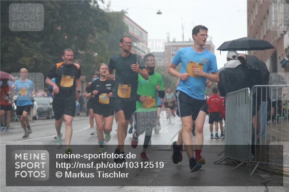 13.09.2026 - Kiel Lauf Markus Tischler http://msf.ph/oto/10312519 13.09.2026 10:39:03 Fleethörn 11715, 4712, 7655, 2568 meine-sportfotos.de