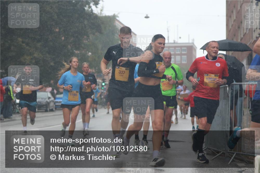 13.09.2026 - Kiel Lauf Markus Tischler http://msf.ph/oto/10312580 13.09.2026 10:39:07 Fleethörn 11885, 39, 337, 1, 1, 9539, 4, 39, 40, 12035 meine-sportfotos.de