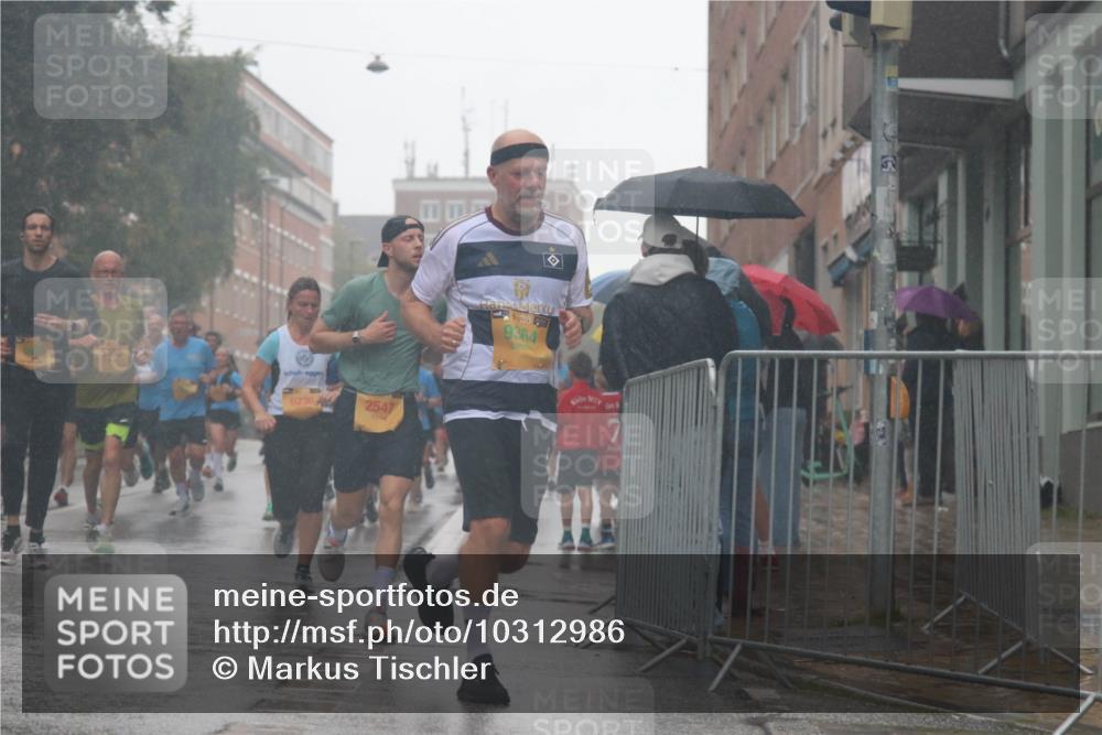 13.09.2026 - Kiel Lauf Markus Tischler http://msf.ph/oto/10312986 13.09.2026 10:39:56 Fleethörn 5158, 6236, 2547, 39, 9364 meine-sportfotos.de