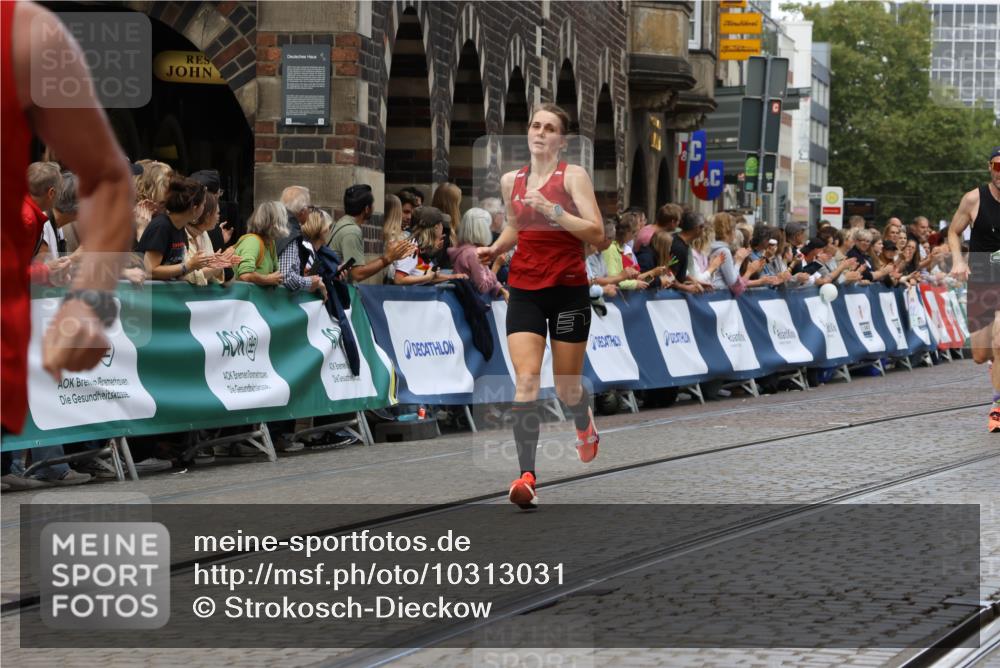 13.09.2026 - 21. swb-Marathon Bremen Strokosch-Dieckow http://msf.ph/oto/10313031 13.09.2026 13:05:02 Ziel 1223, 1224, 1712, 2207, 2646, 2956, 5283, 5674, 7814, 8701, 8936, 9070, 9689, 13034, 13187, 1336, 1822, 2297, 3196, 4025, 4729, 7102, 9273 meine-sportfotos.de