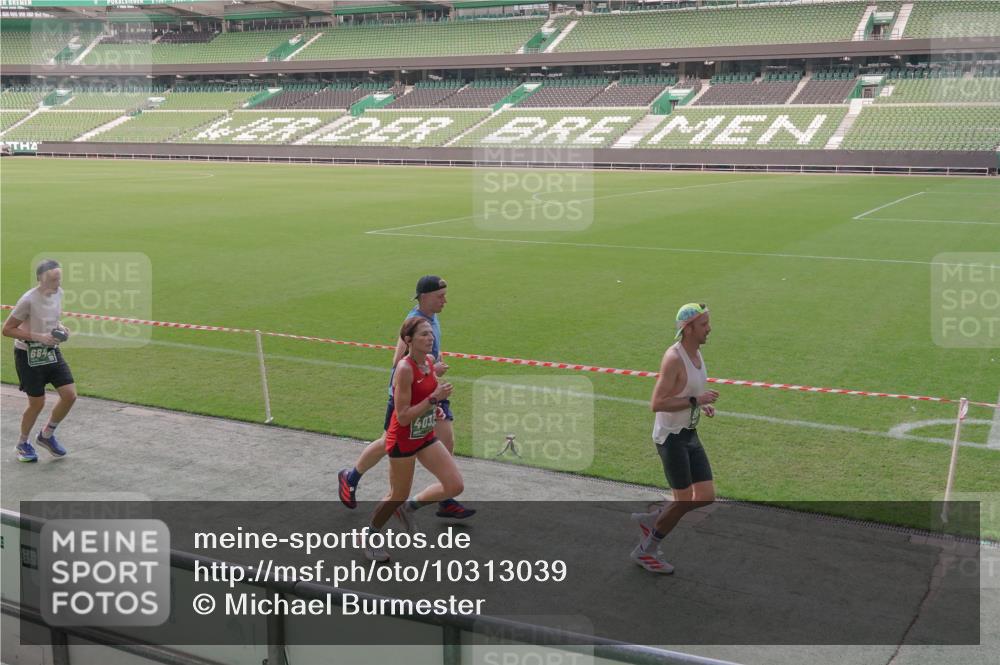 13.09.2026 - 21. swb-Marathon Bremen Michael Burmester http://msf.ph/oto/10313039 13.09.2026 12:49:16 Laufen im Stadion 382, 524, 572, 663, 670, 779, 826, 889, 899, 1349, 1517, 1605, 1723, 1748, 1872, 1925, 2052, 2287, 2288, 2347, 2605, 2750, 2844, 2909, 3043, 3110, 3127, 3197, 3276, 3330, 3466, 3625, 3910, 3973, 4033, 4082, 4247, 4384, 4712, 4732, 4743, 4852, 4898, 4990, 5111, 5377, 5383, 5424, 5517, 5570, 5585, 5594, 5648, 6025, 6058, 6652, 6692, 6842, 6906, 6951, 7064, 7109, 7115, 7121, 7399, 7636, 7803, 7876, 8706, 8877, 8973, 8981, 9010, 9035, 9429, 13091 meine-sportfotos.de
