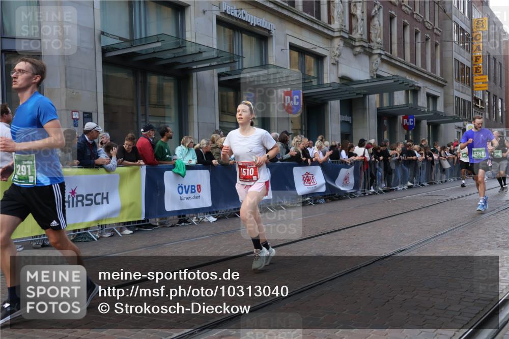 13.09.2026 - 21. swb-Marathon Bremen Strokosch-Dieckow http://msf.ph/oto/10313040 13.09.2026 13:15:12 Ziel 1033, 1445, 3346, 3536, 3743, 4212, 4646, 4653, 4663, 5533, 6011, 6162, 6515, 6526, 7203, 7291, 7346, 7717, 7730, 7992, 8086, 8254, 8255, 9029, 9391, 9475, 9777, 889, 1510, 1664, 2383, 3206, 3357, 3504, 3717, 4111, 4382, 4968, 4992, 5003, 5149, 5294, 5298, 5385, 5417, 5471, 5796, 6351, 6379, 6404, 6521, 6528, 6717, 6773, 6902, 7190, 7432, 7497, 7515, 8238, 9253, 9338, 9363, 9483, 9523, 9797, 13137, 13139, 13141 meine-sportfotos.de