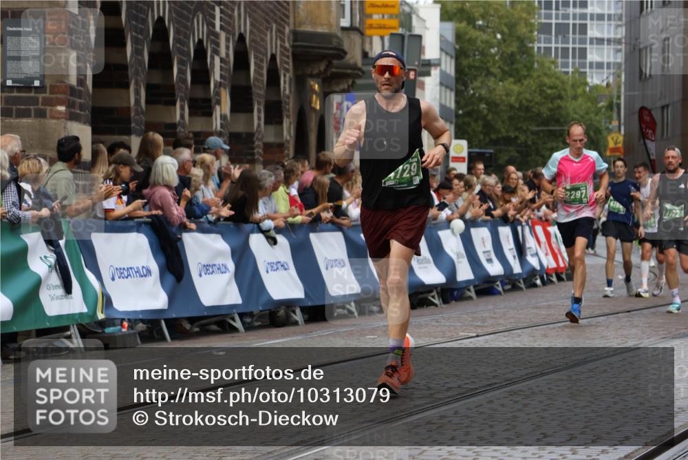 13.09.2026 - 21. swb-Marathon Bremen Strokosch-Dieckow http://msf.ph/oto/10313079 13.09.2026 13:05:04 Ziel 1224, 1712, 2207, 2646, 2956, 5283, 5674, 7538, 7814, 8054, 8701, 9070, 9306, 9689, 13034, 13187, 1822, 2297, 4025, 4729, 7102, 9273 meine-sportfotos.de