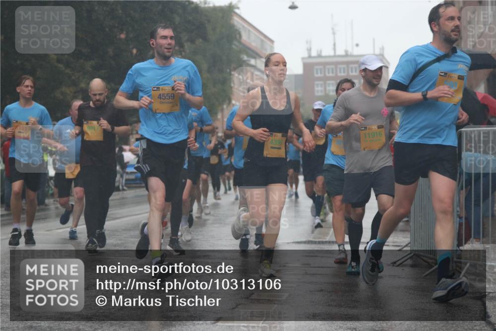 13.09.2026 - Kiel Lauf Markus Tischler http://msf.ph/oto/10313106 13.09.2026 10:40:07 Fleethörn 8151, 8175, 38, 4559, 4399, 1, 39, 11916 meine-sportfotos.de