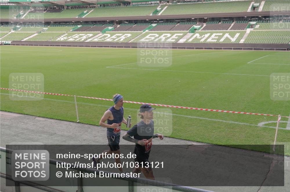 13.09.2026 - 21. swb-Marathon Bremen Michael Burmester http://msf.ph/oto/10313121 13.09.2026 12:49:22 Laufen im Stadion 382, 469, 524, 572, 663, 670, 779, 826, 889, 899, 1349, 1517, 1605, 1723, 1748, 1872, 1925, 2052, 2287, 2288, 2347, 2605, 2750, 2844, 2909, 3043, 3110, 3127, 3197, 3276, 3330, 3625, 3910, 3973, 4033, 4082, 4247, 4384, 4712, 4732, 4743, 4852, 4898, 4990, 5111, 5377, 5383, 5424, 5517, 5570, 5585, 5594, 5648, 6025, 6058, 6652, 6692, 6842, 6906, 6951, 7064, 7109, 7115, 7121, 7399, 7636, 7803, 7876, 8706, 8877, 8973, 8981, 9010, 9035, 9429, 13091 meine-sportfotos.de
