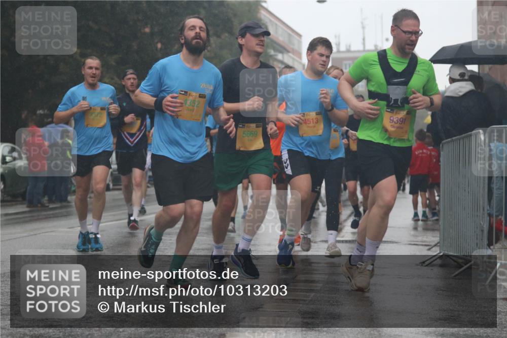 13.09.2026 - Kiel Lauf Markus Tischler http://msf.ph/oto/10313203 13.09.2026 10:40:19 Fleethörn 352, 5669, 39, 4513, 1, 33, 9391 meine-sportfotos.de