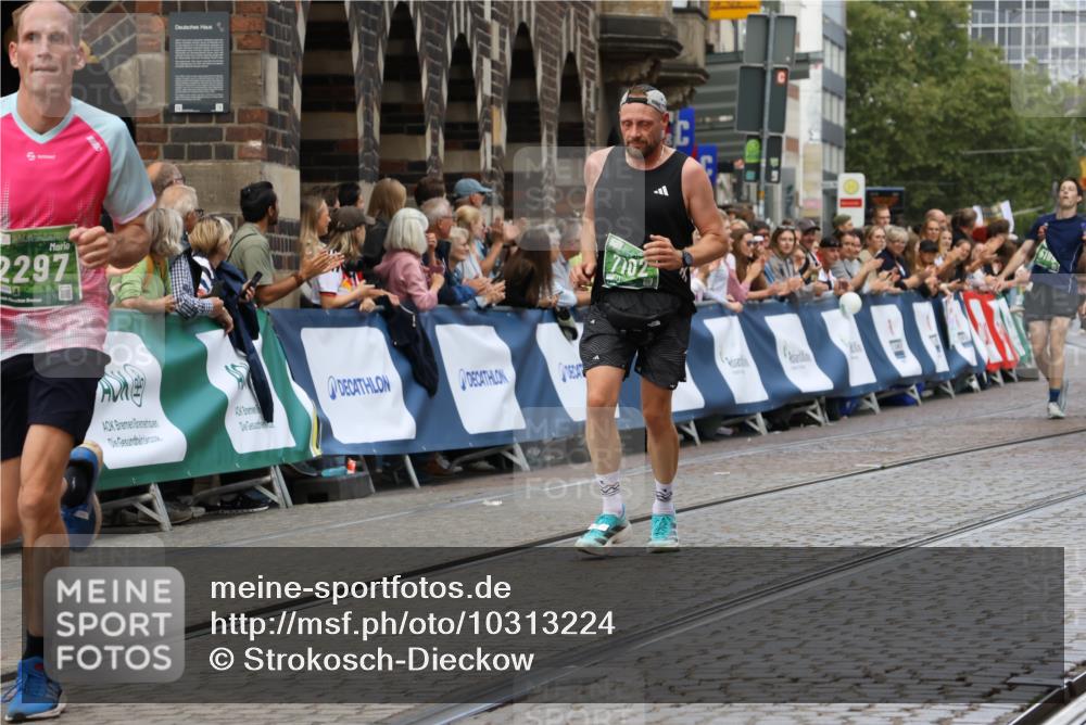 13.09.2026 - 21. swb-Marathon Bremen Strokosch-Dieckow http://msf.ph/oto/10313224 13.09.2026 13:05:08 Ziel 1712, 2646, 5283, 5674, 6708, 7538, 7814, 8054, 8701, 9070, 9306, 9495, 9689, 13187, 439, 1822, 3365, 4025, 7102, 9273 meine-sportfotos.de