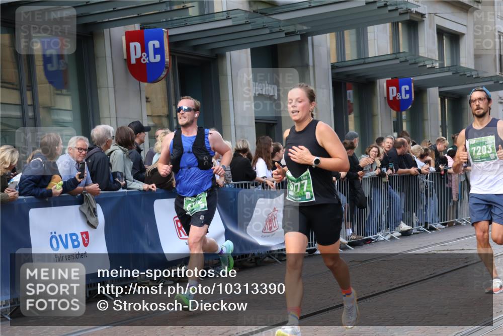 13.09.2026 - 21. swb-Marathon Bremen Strokosch-Dieckow http://msf.ph/oto/10313390 13.09.2026 13:15:20 Ziel 1033, 1445, 2733, 3119, 3346, 3422, 3536, 3689, 3836, 3991, 4212, 4573, 4653, 4663, 5533, 5588, 6162, 6515, 6526, 7203, 7291, 7346, 7992, 9029, 9391, 9475, 9777, 13249, 1664, 2383, 3357, 3717, 3743, 4111, 4382, 4646, 4992, 5003, 5149, 5294, 5298, 5385, 5417, 6011, 6351, 6521, 6717, 6773, 6902, 7190, 7346, 7432, 7497, 7515, 7717, 7730, 8086, 8254, 8255, 9253, 9338, 9363, 9483, 13137, 13139 meine-sportfotos.de