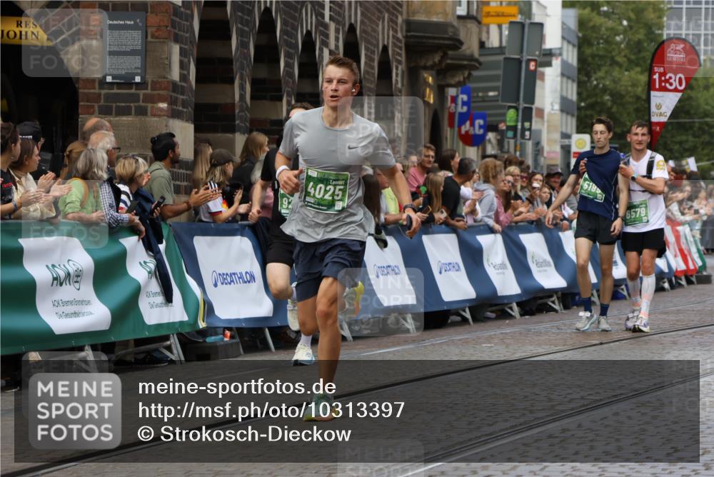 13.09.2026 - 21. swb-Marathon Bremen Strokosch-Dieckow http://msf.ph/oto/10313397 13.09.2026 13:05:15 Ziel 1336, 1712, 2646, 3196, 5674, 6708, 7538, 7814, 8054, 9306, 9495, 9689, 13187, 439, 3365, 5092, 7141, 9273 meine-sportfotos.de