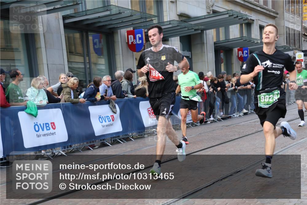13.09.2026 - 21. swb-Marathon Bremen Strokosch-Dieckow http://msf.ph/oto/10313465 13.09.2026 13:15:24 Ziel 982, 1033, 1445, 2733, 3119, 3346, 3422, 3536, 3689, 3836, 3991, 4212, 4573, 4653, 4663, 5474, 5533, 5588, 6162, 6481, 6515, 7203, 7992, 9029, 9122, 9391, 9475, 9777, 13249, 1664, 3357, 3743, 4111, 4382, 4646, 4663, 4992, 5003, 5149, 5385, 5417, 6011, 6351, 6521, 6526, 6773, 6902, 7291, 7346, 7432, 7497, 7515, 7717, 7730, 8086, 8254, 8255, 9253, 9338, 9363, 9483, 13137, 13139 meine-sportfotos.de