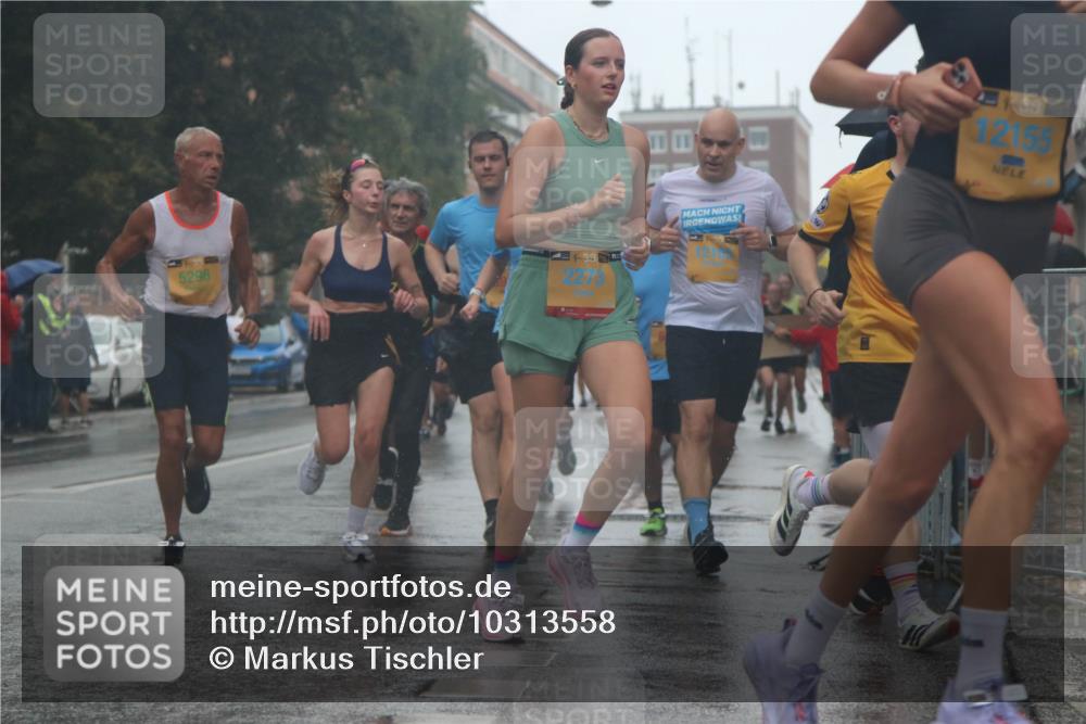 13.09.2026 - Kiel Lauf Markus Tischler http://msf.ph/oto/10313558 13.09.2026 10:41:03 Fleethörn 5298, 227, 41, 39, 12155 meine-sportfotos.de