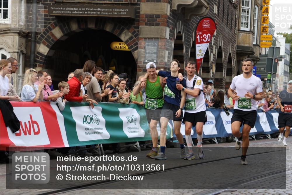 13.09.2026 - 21. swb-Marathon Bremen Strokosch-Dieckow http://msf.ph/oto/10313561 13.09.2026 13:05:24 Ziel 1336, 1822, 2297, 3196, 4729, 6708, 7102, 9495, 1301, 1562, 3242, 3271, 5199, 5725, 6579, 7141 meine-sportfotos.de